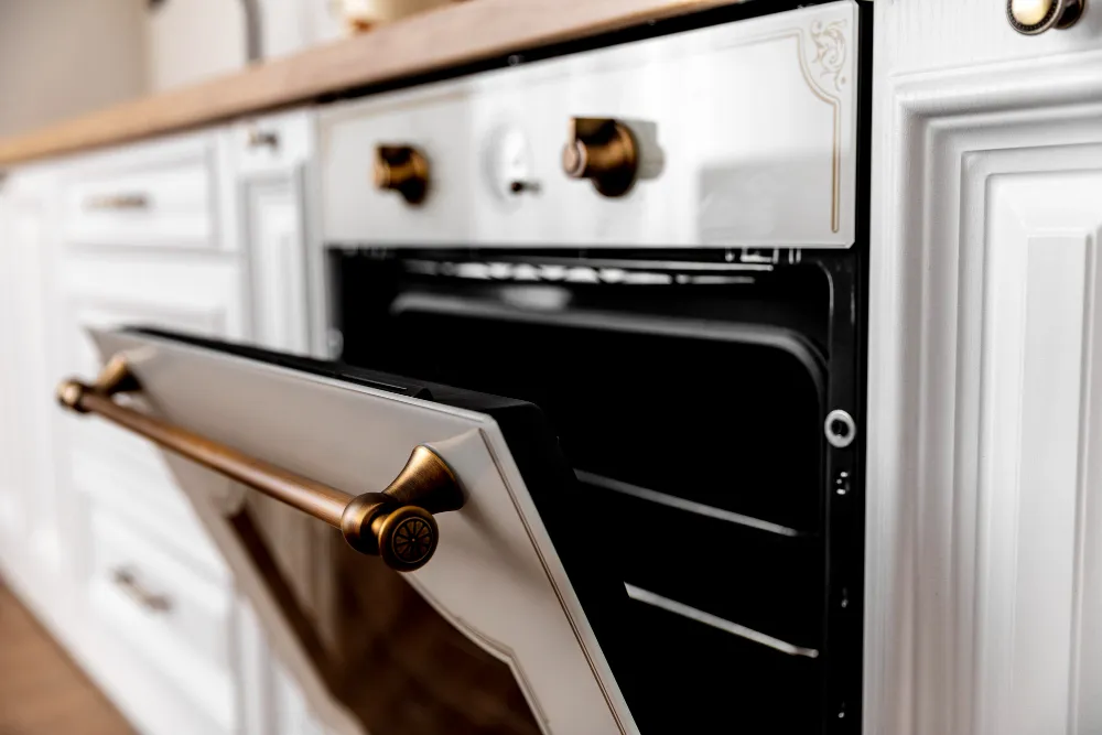 Cuisine sur-mesure rénovée Terre de Batiment